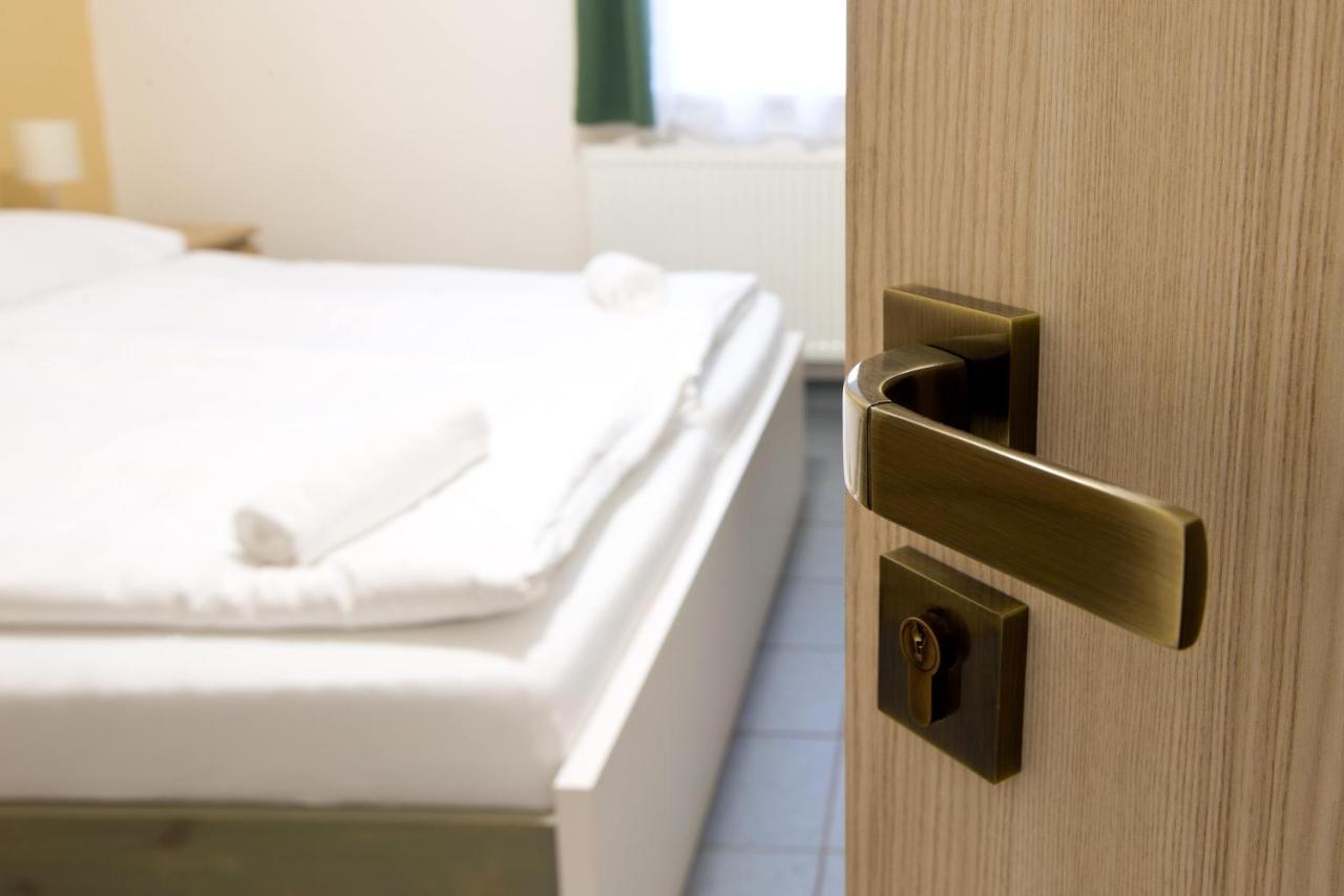 Sindlovska Krcma Otel Ceske Budejovice Dış mekan fotoğraf